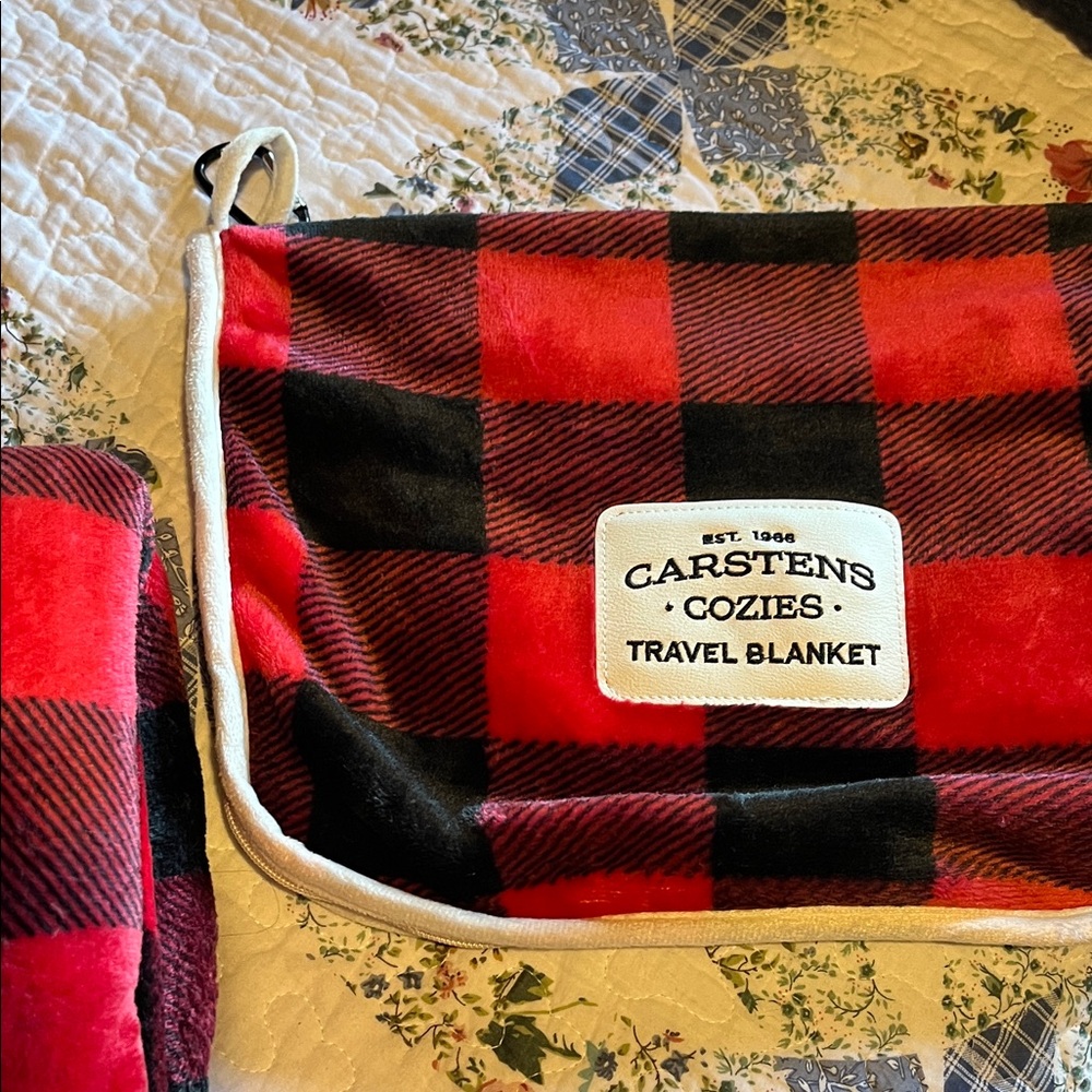 Carstens Cozies Red and Black Travel Blanket